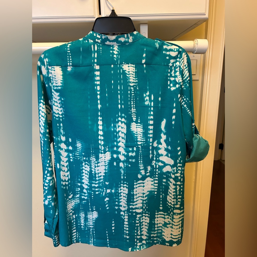Calvin Klein Turquoise and White Patterned Top - Picture 3 of 4